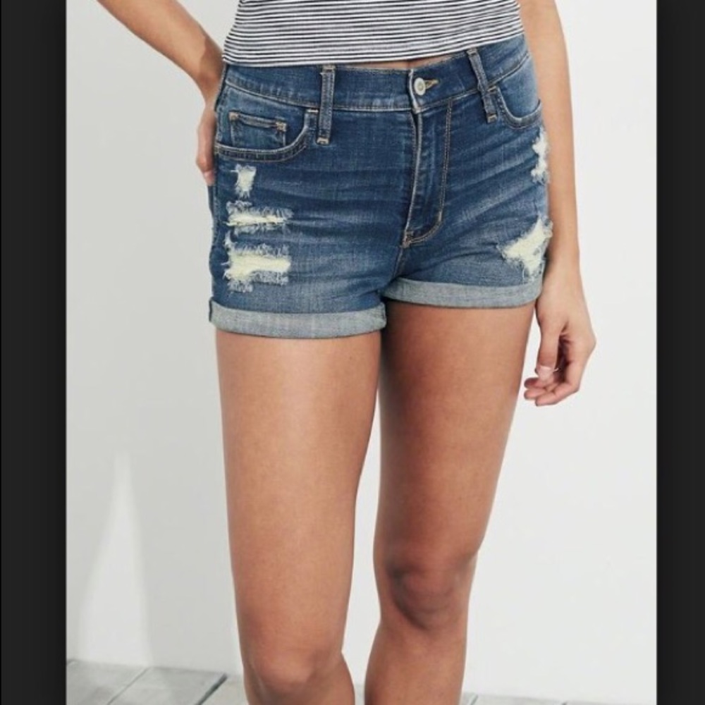 Hollister High Rise Short Shorts
